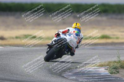media/May-03-2025-CRA (Sat) [[22b18d099a]]/Races/Race 1/